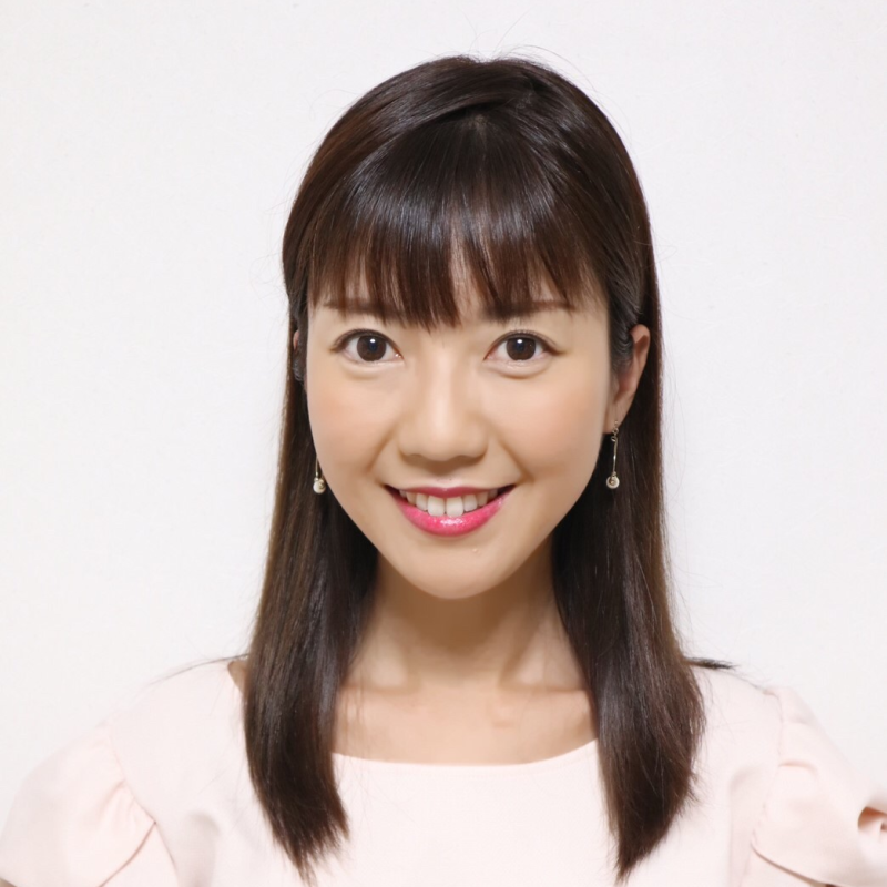 青嶋里佳<br>